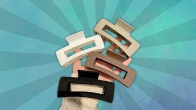 Toutes les femmes en ont, peu le disent : cet accessoire pour cheveux fait un carton