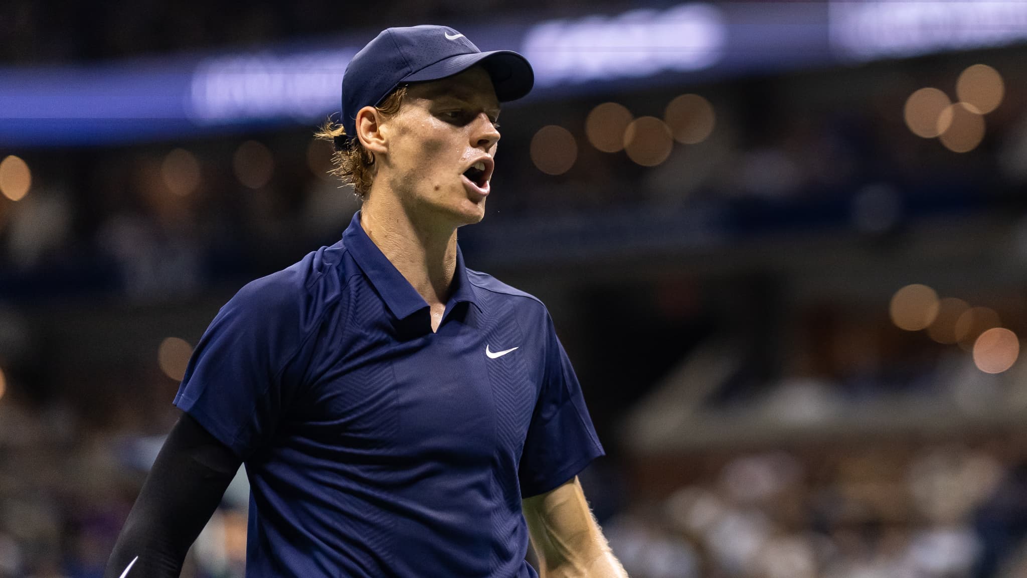 LE NOUVEAU CLASSIQUE DU TENNIS: JANNIK SINNER REJOINT CARLOS ALCARAZ EN FINALE DE L'US OPEN