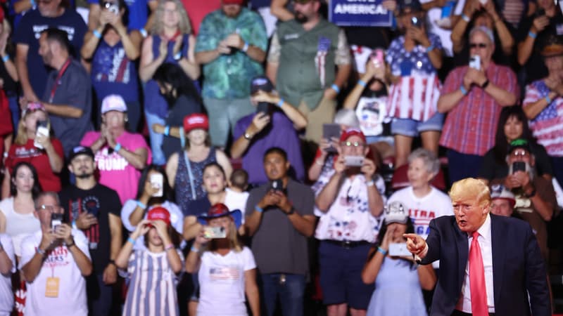 L'ancien président Donald Trump lors d'un rassemblement " Save America " en soutien à des candidats du parti républicain de l'Arizona, le 22 juillet 2022 à Prescott Valley, Arizona.