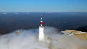 TF1 accuse TDF de violer la régulation imposée sur les émetteurs non réplicables, comme ici le mont Ventoux