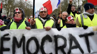 Manifestation de gilets jaunes.