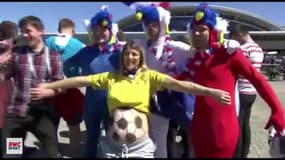 France - Australie : C'était carnaval (avec paquito) devant le stade de Kazan