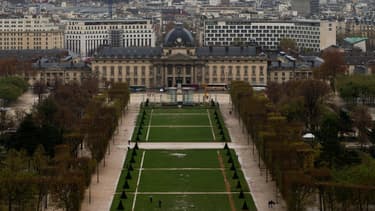 Le Champ-de-Mars, à Paris.