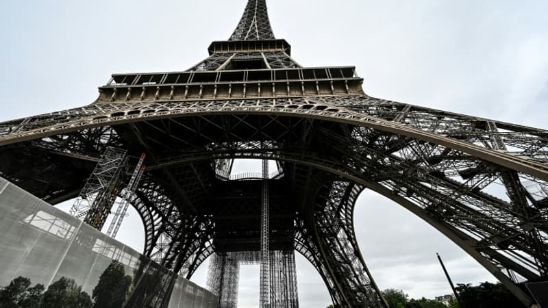 Tour Eiffel: la grève reconduite, le monument fermé pour le cinquième jour consécutif
