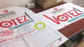 Ces affiches accueilleront les électeurs de la primaire à gauche dimanche. 