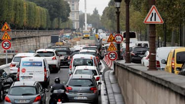 Le klaxon pour se détendre dans les bouchons? C'est inutile, gênant et verbalisable.