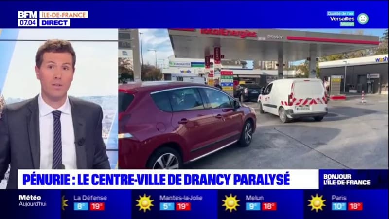 Pénurie de carburant: le centre de Drancy paralysé par la file d'automobilistes à la station