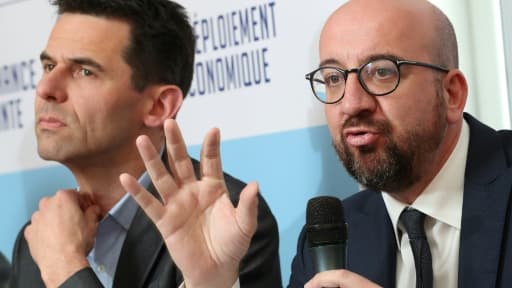 Jean-Marc Nollet (g), coprésident du parti wallon Ecolo, et Charles Michel, Premier ministre de la Belgique, lors d'un débat, le 29 avril 2019 à Namur Jean-Marc Nollet (g), coprésident du parti wallon Ecolo, et Charles Michel, Premier ministre de la Belgique, lors d'un débat, le 29 avril 2019 à Namur