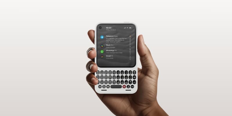 Le Clicks Communicator