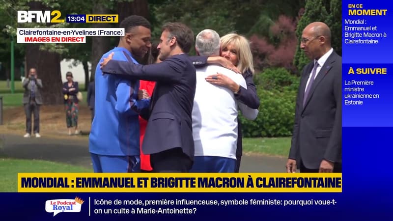 Mondial: Emmanuel et Brigitte Macron saluent les Bleus à Clairefontaine
