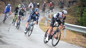 Le peloton lors de la 2e étape du Tour d'Espagne entre Mataro et Barcelone, le 27 août 2023