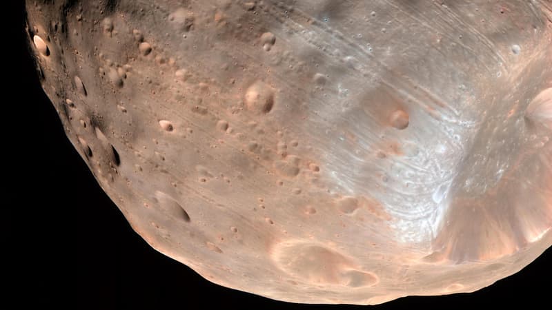 Phobos, une des deux lunes de Mars