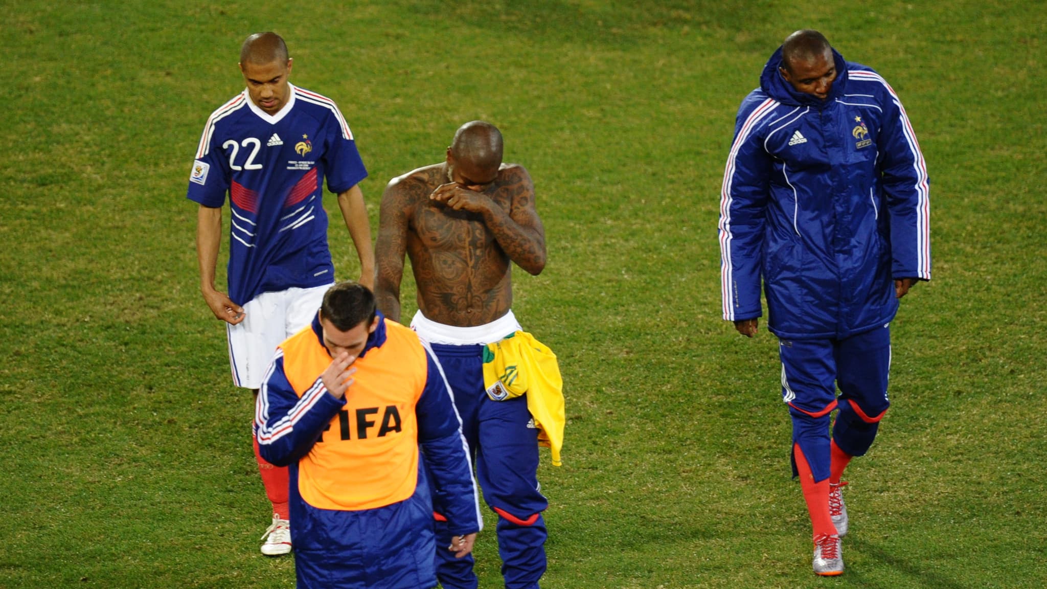 Les Bleus éliminés de la Coupe du monde 2010 après une défaite contre l'Afrique du Sud Les Bleus éliminés de la Coupe du monde 2010 après une défaite contre l'Afrique du Sud