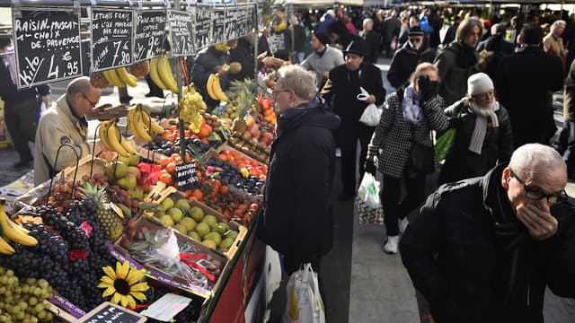 La grande majorité des marchés rouverts comptent moins de dix commerçants, et se situent dans des bourgs de taille moyenne ou des petites localités
