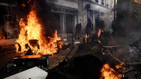 Des dégradations ont été commises à Lyon par des black blocs, ce 1er-Mai.