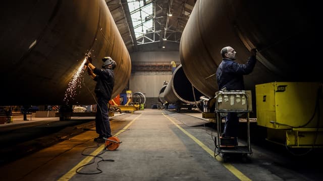 Depuis 2011, le coût du travail augmente moins vite en France qu'en Allemagne. Pourtant, c'est toujours outre-Rhin que les exportations progressent le plus.