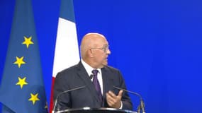 Michel Sapin et Emmanuel Macron