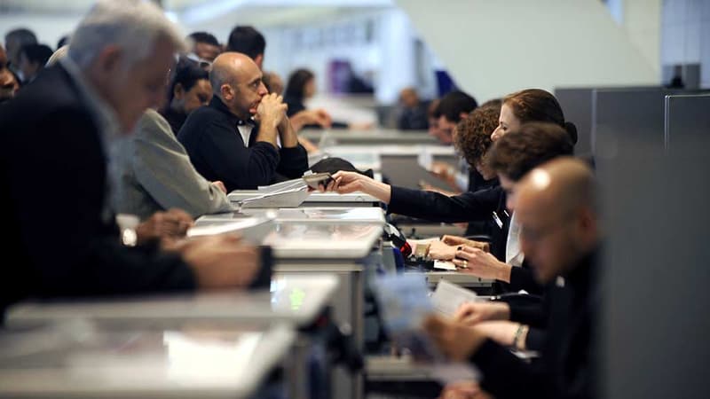 Un guichet d'enregistrement à l'aéroport Roissy Charles-de-Gaulle.