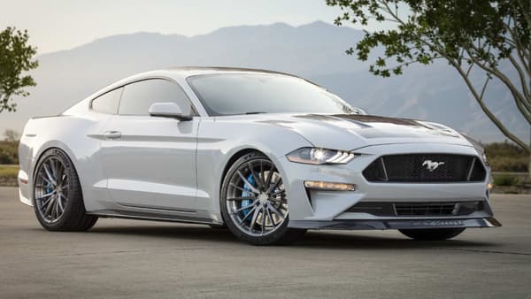 Cette Mustang préfigure le virage vers l'électrique que Ford opére actuellement.