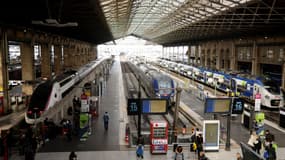 Des trains à la gare du Nord, à Paris, le 21 mars 2024.