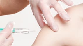Covid-19 : les Français ne pourront pas recevoir leur 2ème dose de vaccins sur leurs lieux de vacances.