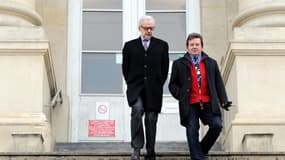 Jacky Kulik et l'un de ses avocats, Didier Robiquet, sur les marches du tribunal d'Amiens, le 18/01/2013.