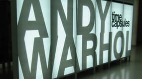 La vente des oeuvres d'Andy Warhol a rapporté 329 millions de dollars en 2012.