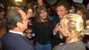 Fête de la Musique: Hollande chante avec Emmanuelle Béart, Camille et Jack Lang