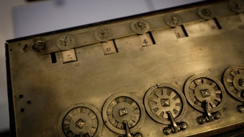La Pascaline, première machine à calculer au monde, menacée de quitter la France