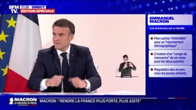 Les enfants face aux écrans: "Il faut accompagner les familles. Beaucoup sont restées sans mode d'emploi" explique Emmanuel Macron