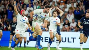 Charles Ollivon auteur d'un essai lors de France-Ecosse, 12 août 2023