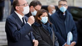 Jean Castex et la maire de Paris Anne Hidalgo après une réunion au siège de l'Ap-HP à Paris le 15 octobre 2020