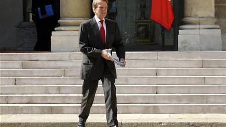 La présidence de la République française dément que Bernard Kouchner ait envoyé une lettre de démission à Nicolas Sarkozy fin août. "Le président de la République n'a jamais reçu de lettre de démission du ministre des Affaires étrangères", a déclaré l'Ely