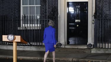 la Première ministre britannique Theresa May, a entamé ce mercredi des tractations à Downing street avec les leaders des partis politiques pour dégager un consensus autour du Brexit.