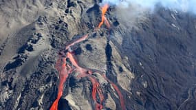 Le Piton de la Fournaise s'est reveillé, le samedi 21 juin 2014.