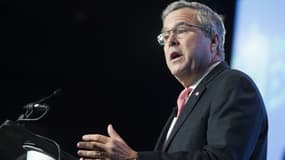 Jeb Bush, le frère de l'ex-président des Etat-Unis, envisage de se présenter à son tour aux prochaines présidentielles.