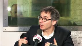 Complotisme: "Quand on est électeur de Marine Le Pen ou de Mélenchon, on est plus ouvert aux théories du complot" 