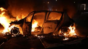 Un véhicule en feu à Nanterre, mardi 27 juin (illustration).