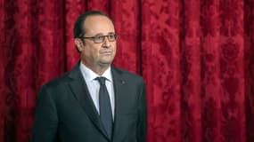 François Hollande à l'Élysée le 16 janvier 2017 lors d'une cérémonie de remise de la Légion d'honneur