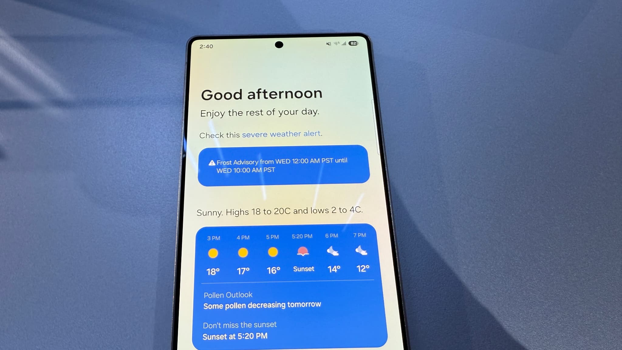 Le menu Now Brief en cours de journée sur le Galaxy S25 Ultra de Samsung