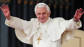 Près de 20.000 personnes sont attendues place Saint-Pierre à Rome, pour entendre le dernier Angelus du pape Benoît XVI.