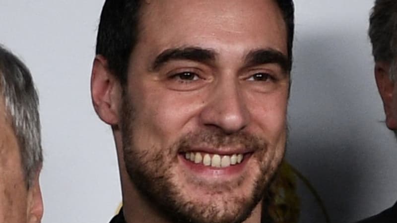 Victime de douleurs terribles depuis la pose d'une prothèse de hernie, Arnaud Denis, comédien et metteur en scène français veut se faire euthanasier en Belgique