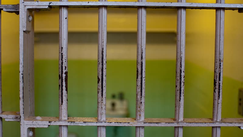 Prison à vie pour 2 adolescentes coupables d'un meurtre barbare - Jeudi 7 avril 2016