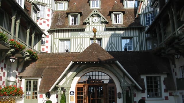 L'hôtel Normandy ferme ses portes pour six mois