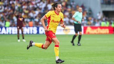 Florian Thauvin lors du match amical de Lens contre Leipzig, le 9 août 2025.