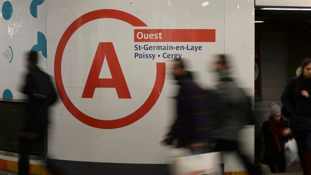 Un accès au RER A à Châtelet-Les Halles, à Paris en 2015.
