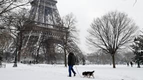 Les chutes de neige perturbent la capitale.