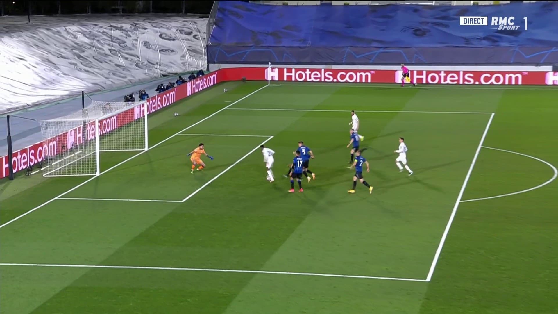 L'action de Vinicius à la 52e minute de Real-Atalanta L'action de Vinicius à la 52e minute de Real-Atalanta