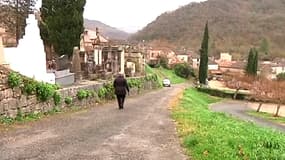 C'est sur une colline au-dessus du village de Bruniquel, dans le Tarn-et-Garonne, que le corps a été découvert.