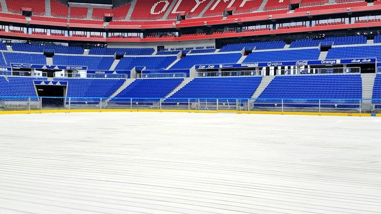 Le Parc OL s'est trouvé un nouvel habillage pour cet hiver.